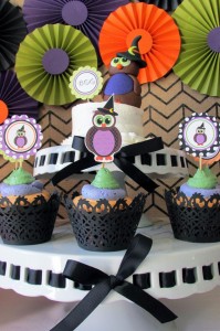 Owl Themed Halloween Party with Lots of Cute Ideas via Kara's Party Ideas | KarasPartyIdeas #Halloween #Party #Ideas #Supplies (4)