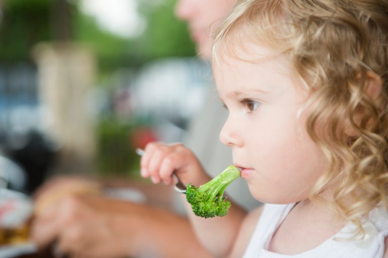 Alimentação na infância: Seu filho é reflexo dos seus hábitos