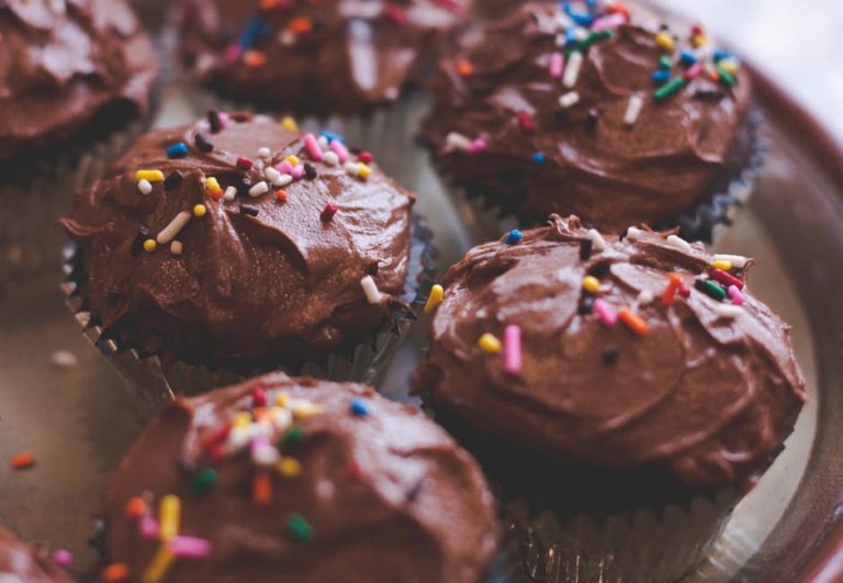Cupcakes para festa de criança – simples de fazer, rápidos, decorados