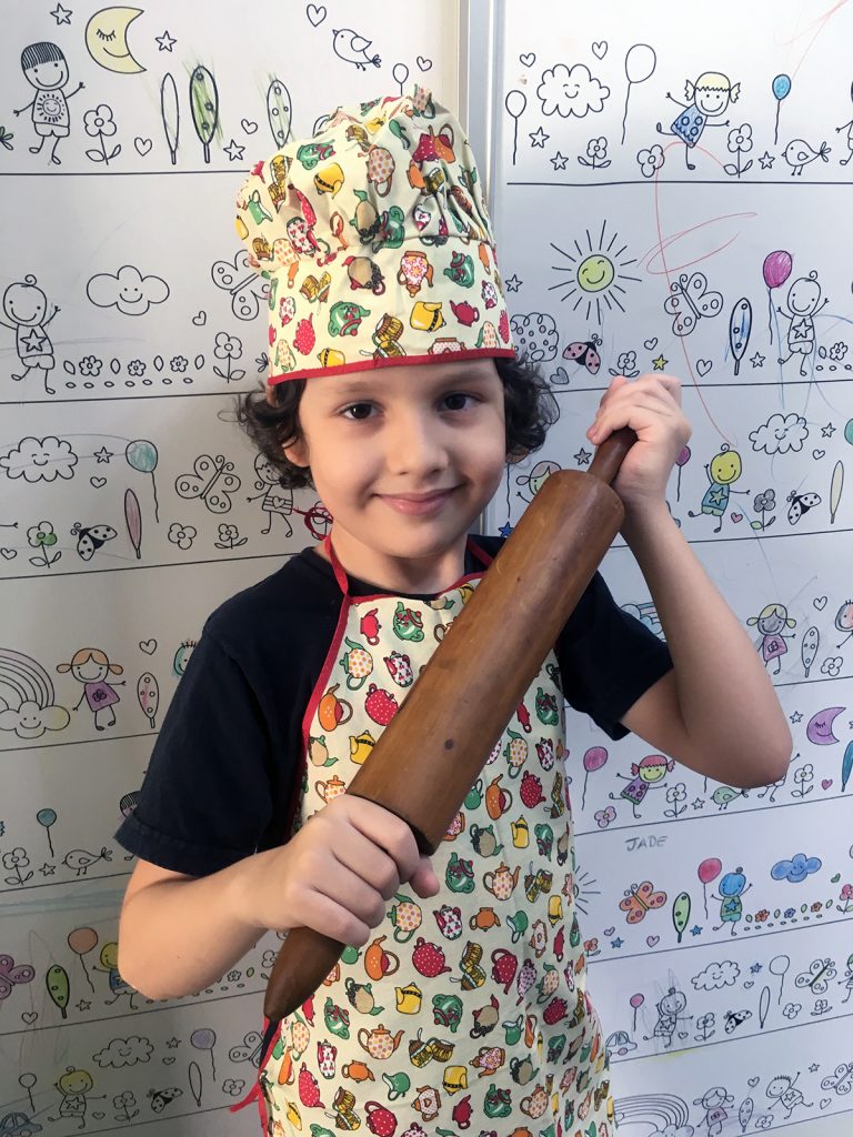 Razoes para Cozinhar com seus filhos Pequenos chefs