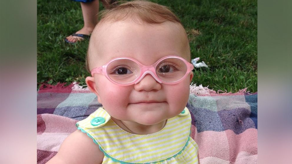 Como saber se um bebê precisa de óculos!