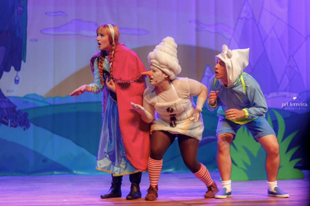 Os_Aventureiros_no_Reino_Congelado_Teatro_Frei_Caneca